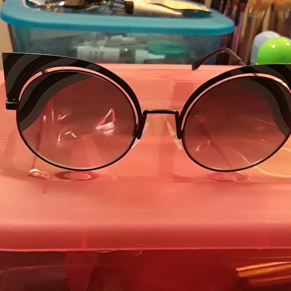 FENDI Sunglasses